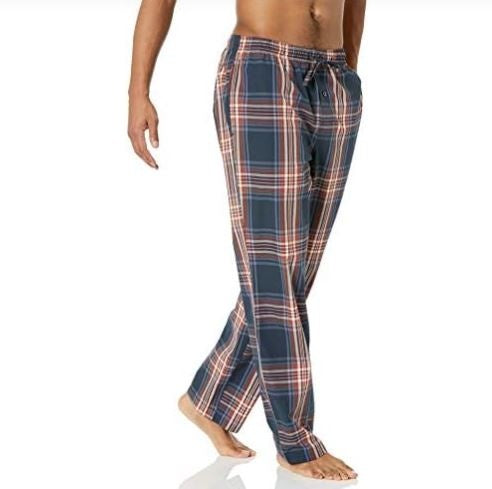 Amazon Essentials Men’s Straight-Fit Woven Pajama Pant