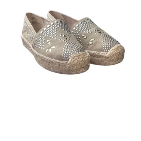 50 % OFF NWT White Mountain Flats‎ & Loafers Slip On Shoes. Size 8. Women's Fashion