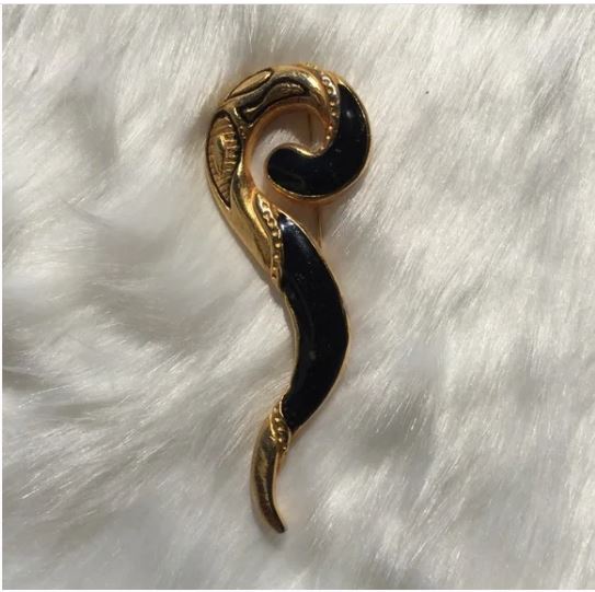 FREE with $29 Purchase. Pretty Black Gold Plated Shiny Brooch Pin